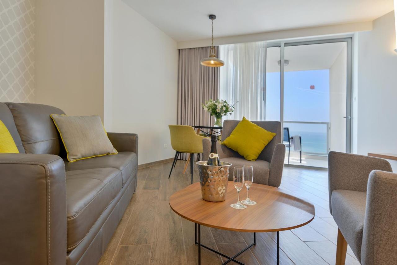 Hod Hasharon Luxury Apartment Herzelia Eksteriør billede