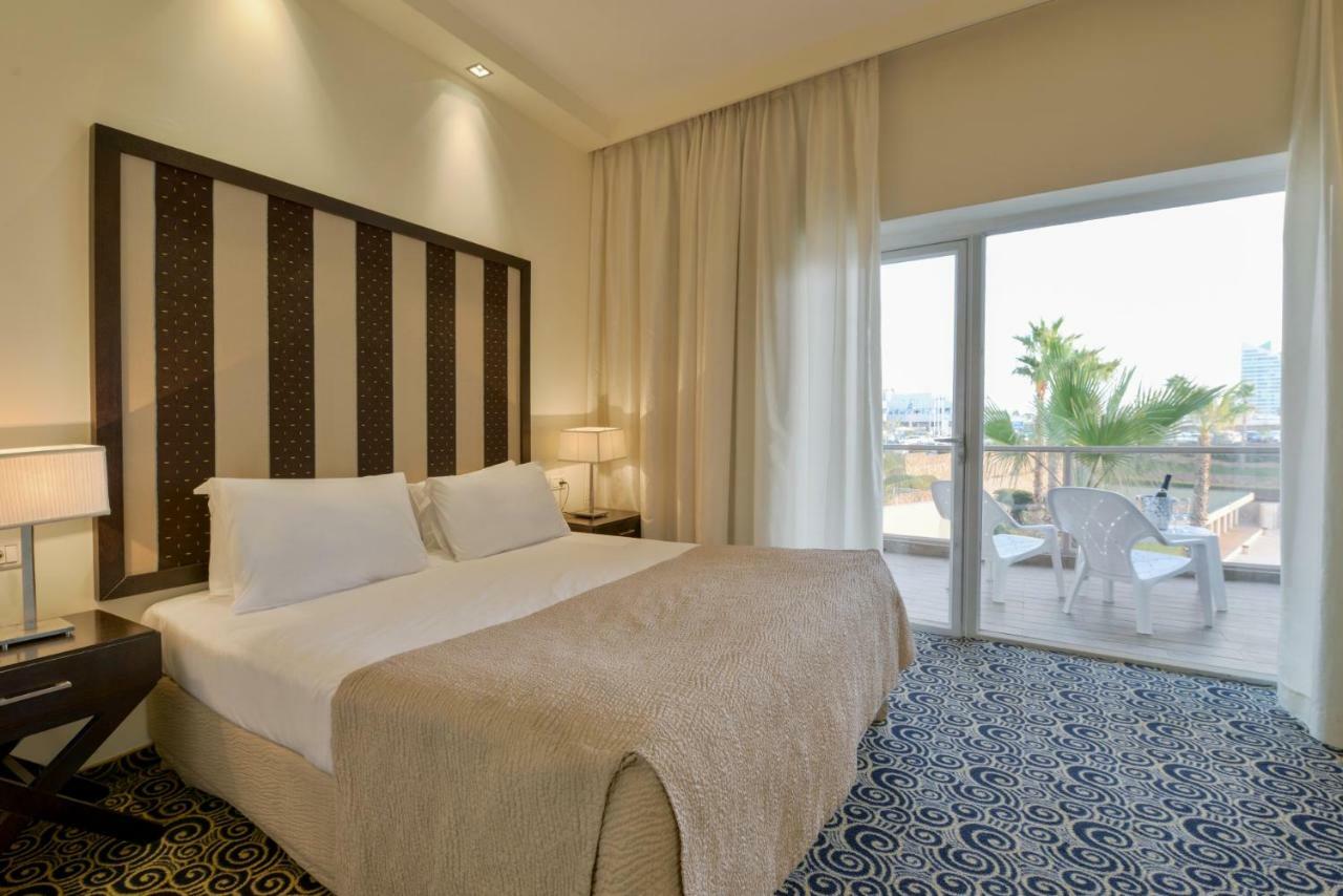 Hod Hasharon Luxury Apartment Herzelia Eksteriør billede